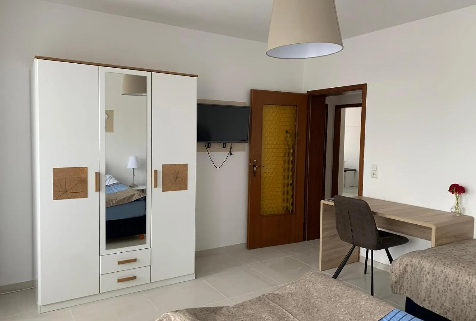 Schoene Zwei Zimmer Wohnung Mit Balkon Braun 汉诺威 德国
